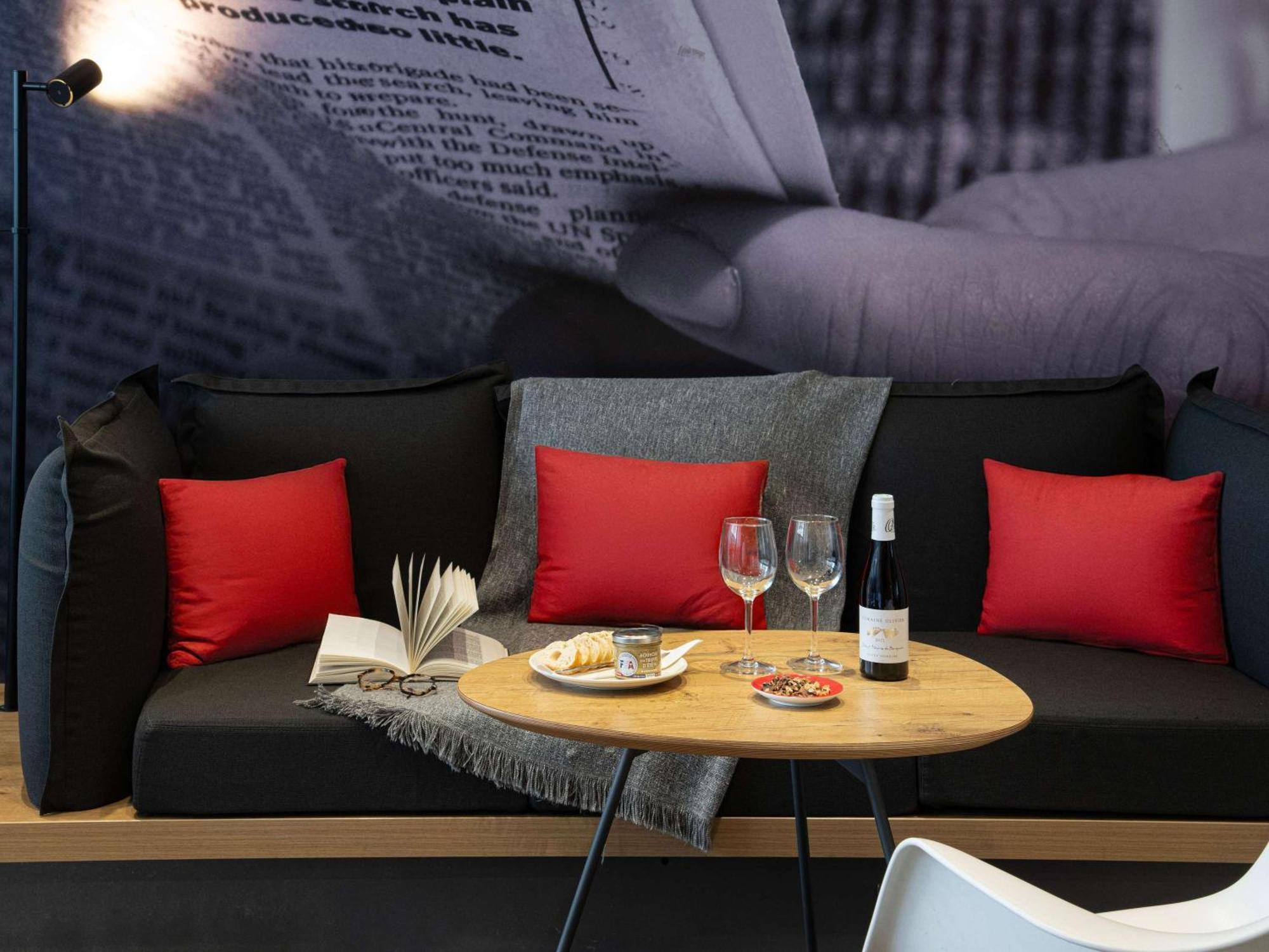 Ibis Canal Saint Martin Hotel Parijs