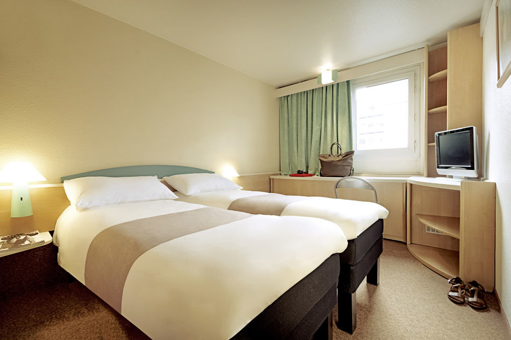 Ibis Canal Saint Martin Parijs